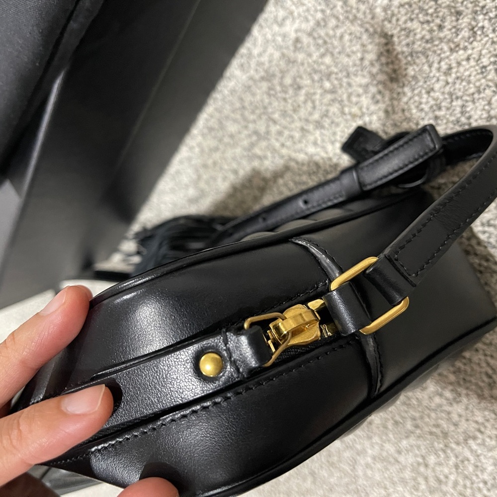 YSL Lou Camera Bag in black - Picture 6 of 7